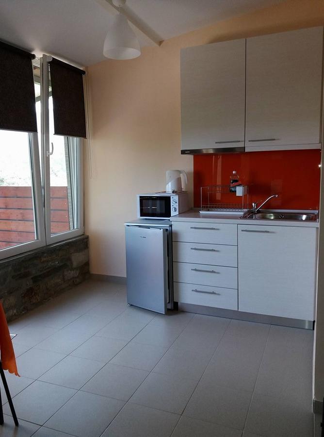 Nestor Apartment *